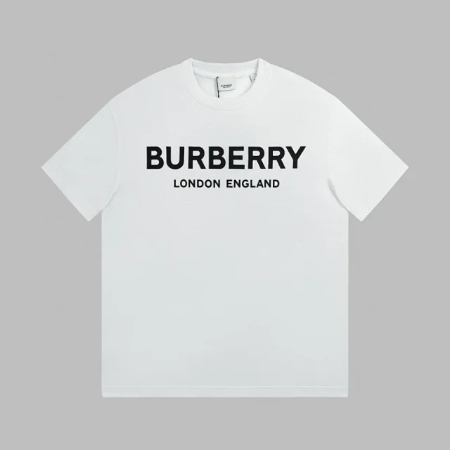 Burberry t-shirt