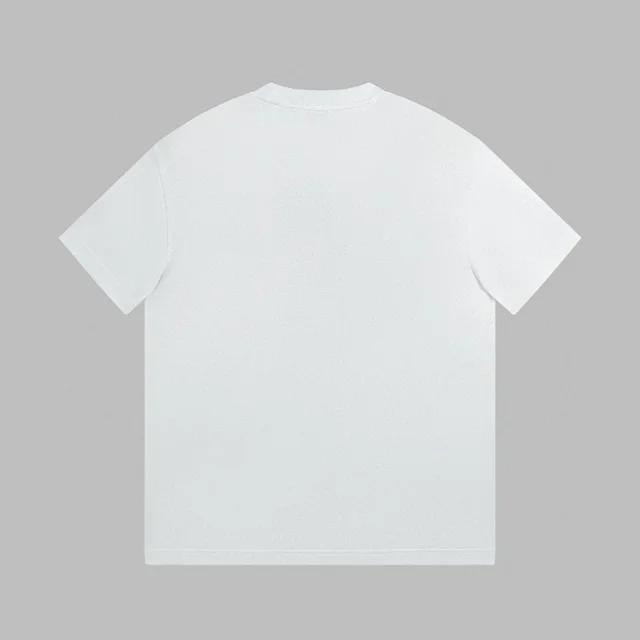 Burberry t-shirt