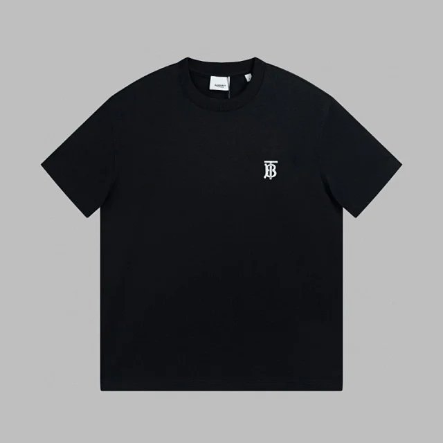 Burberry t-shirt