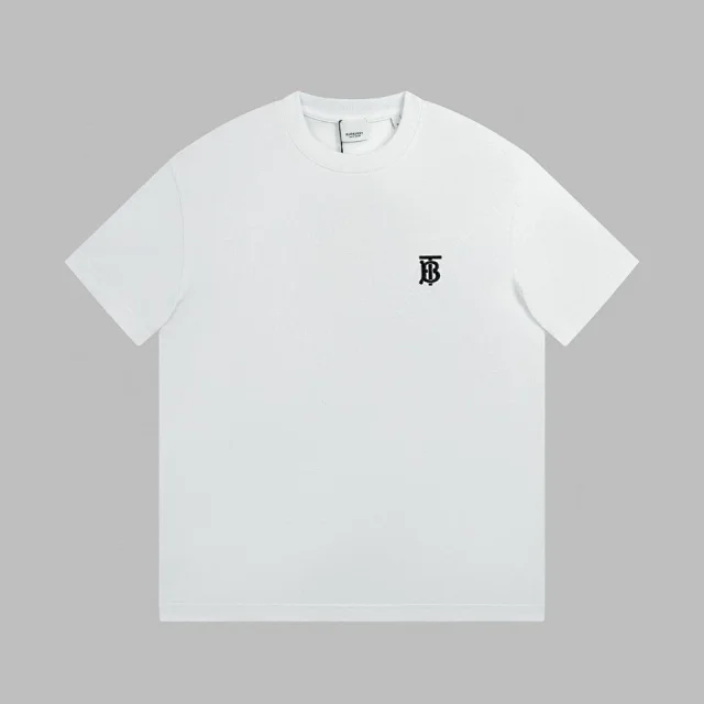 Burberry t-shirt