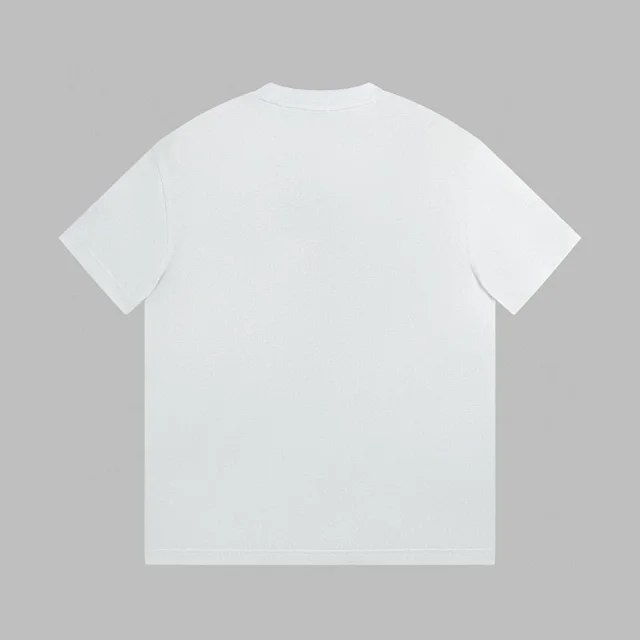 Burberry t-shirt