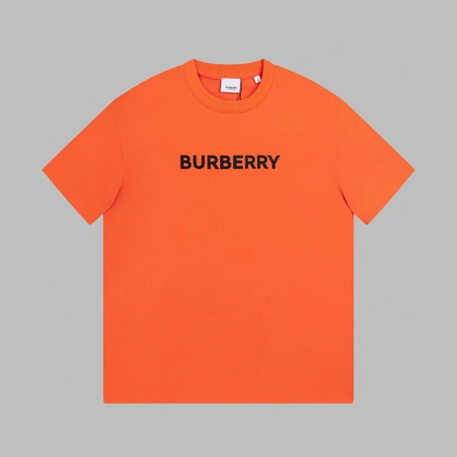 Burberry t-shirt
