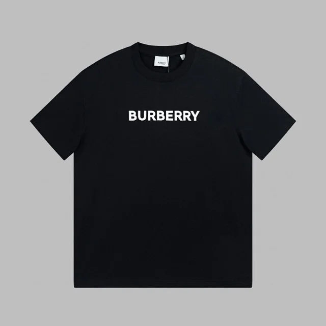 Burberry t-shirt